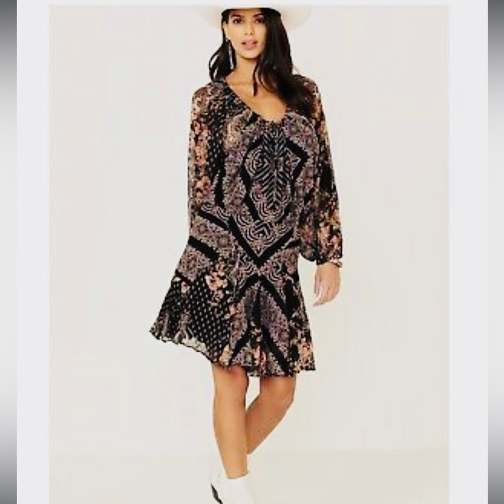 NWOT Free People Seven Wonders Mini Dress Open Back Medium Black Multicolor